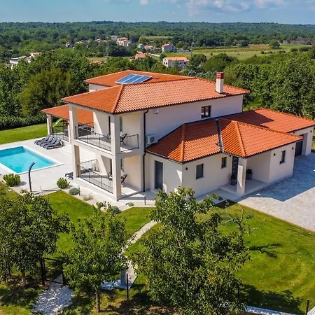 Villa Diego By Istrialux